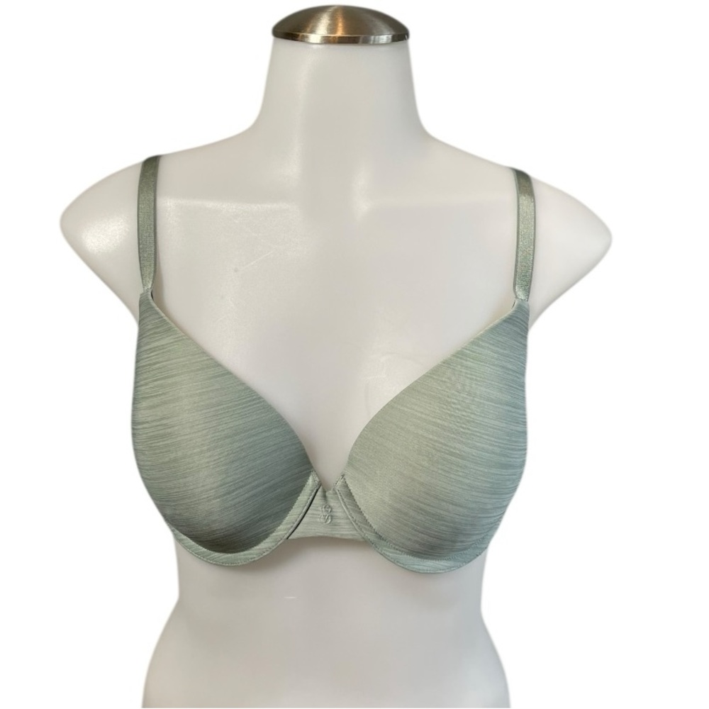32C green Victoria’s Secret Bra uplift semi demi